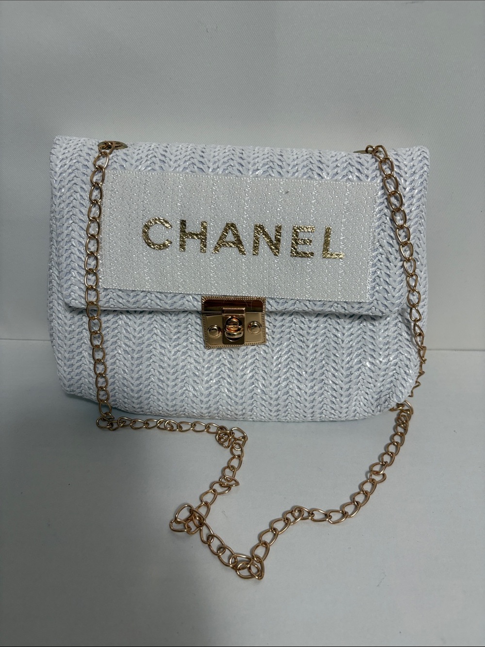 Straw Crossbody/shoulder bag for beach/summer